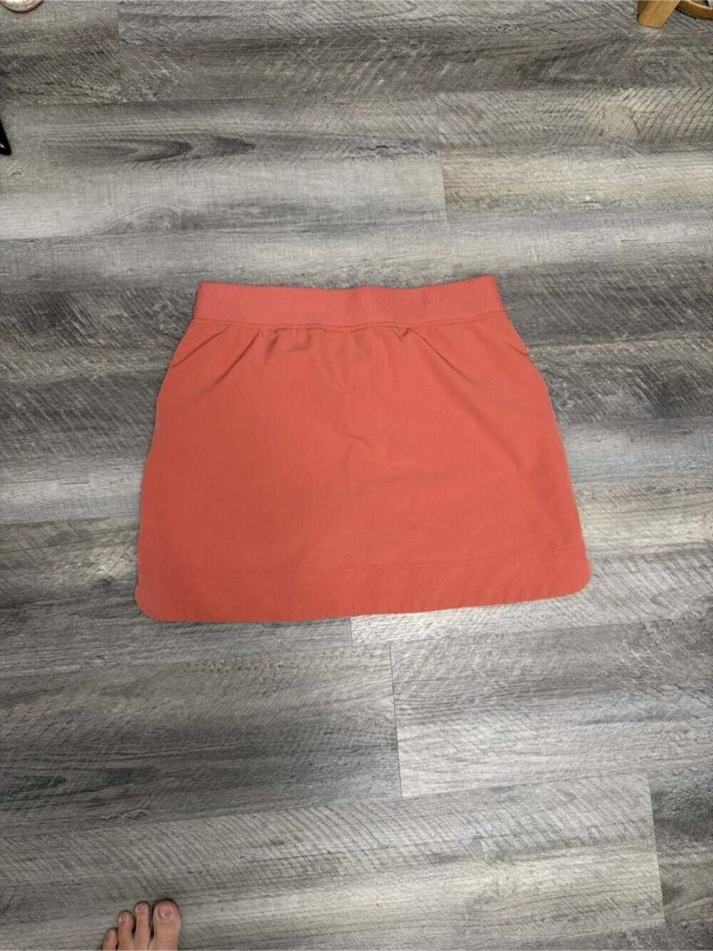 Cool Ladies Active Pull On Skort in Roselia Terracotta - Picture 2 of 2